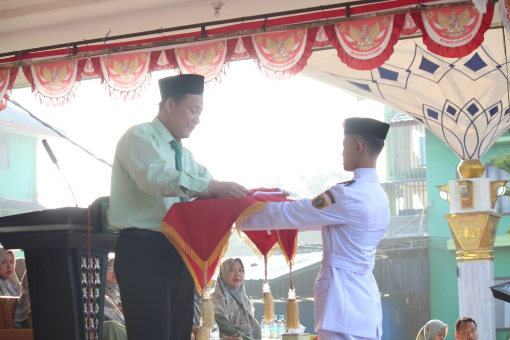 Semarak Kemerdekaan ke-81 di Pesantren: Menjaga Sejarah, Mengenang Jasa Para Ulama