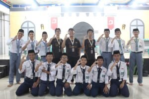 Ajang pengetahuan dan kecepatan santri dalam rangkaian perlombaan PORSENI ke-32