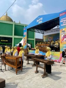 Kabar Santri: Membangun Kreativitas dan Semangat Bersama So Klin Pewangi