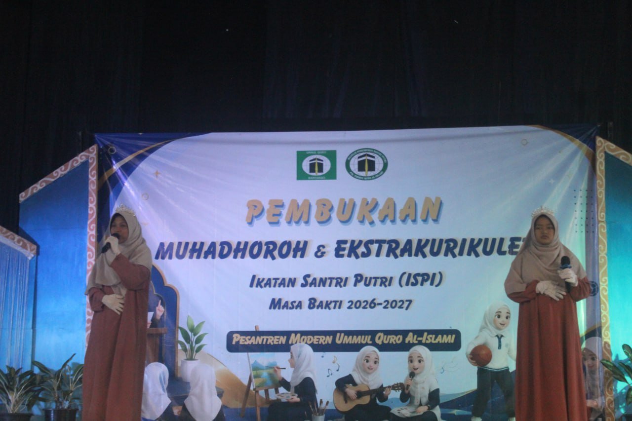 Semarak Pembukaan Muhadharah dan Ekstrakurikuler Santriwati di GSG