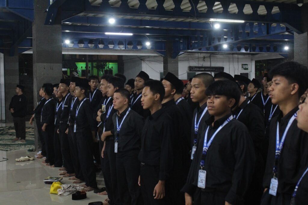 Laporan Pertanggungjawaban Panitia PERGARUS Jadi Wadah Pembelajaran Organisasi bagi Santri Kelas 4