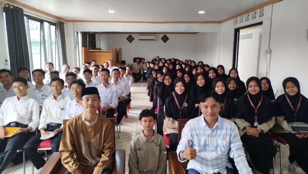 Seminar Jurnalistik Bersama Fathurozi NK Jadi Bagian Seleksi Calon Redaktur MISSI