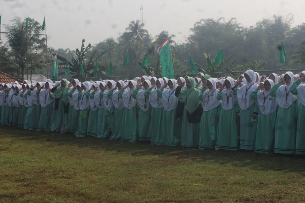 Santri PMUQI Meriahkan Hari Santri Nasional 2026 dengan Parade Nusantara dan Islami